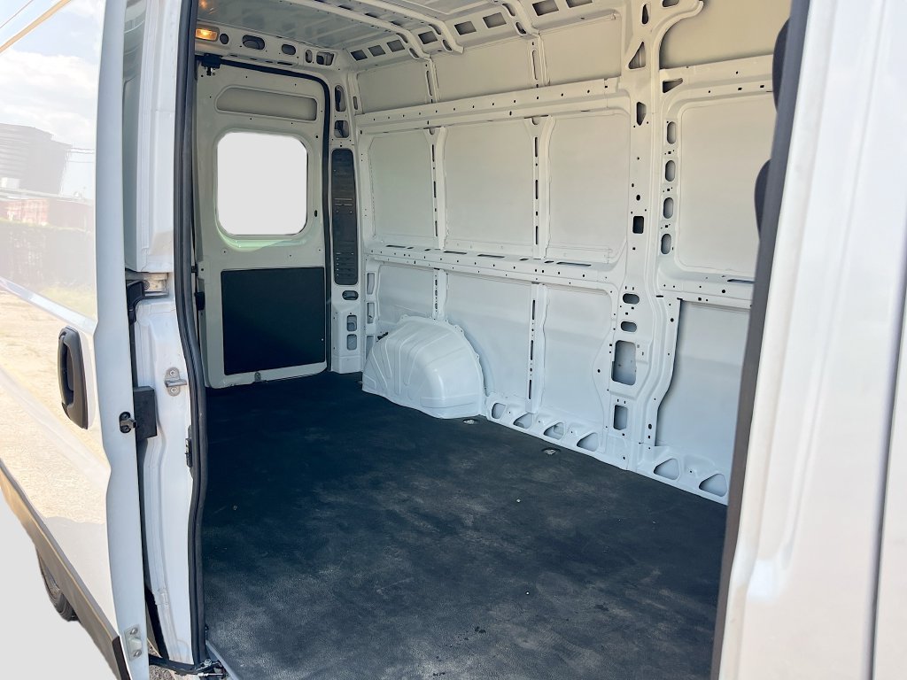 Used 2024 RAM ProMaster 2500 FWD image 29