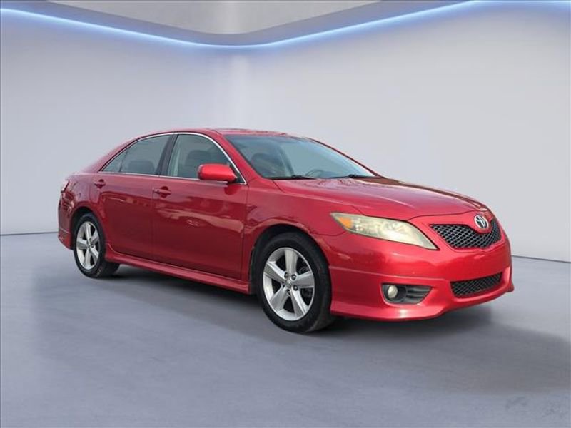 Used 2010 Toyota Camry SE image 7