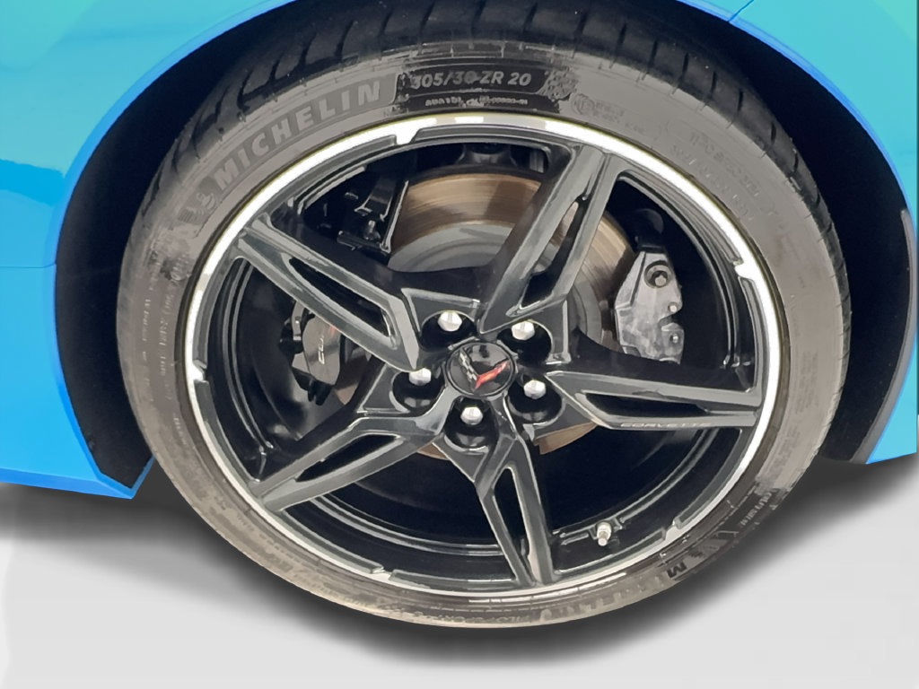 Used 2023 Chevrolet Corvette Stingray Convertible w/ Z51 Performance Package RWD image 18