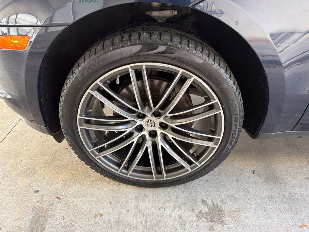 Used 2019 Porsche Macan AWD/4WD image 13