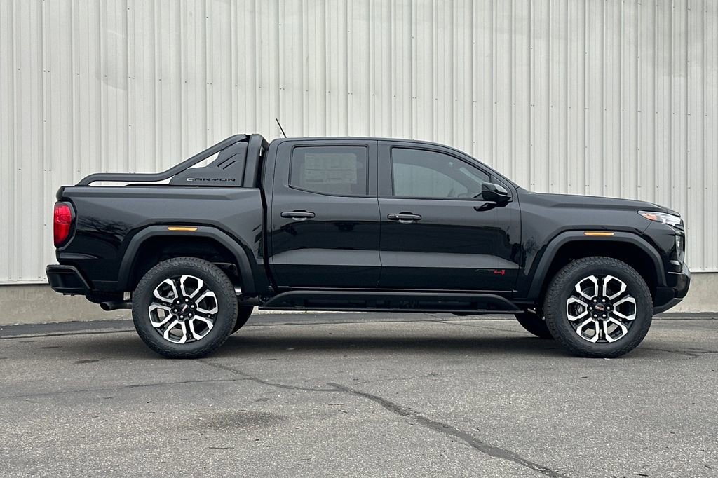 New 2026 GMC Canyon AT4 w/ Nightfall Edition AWD/4WD image 3