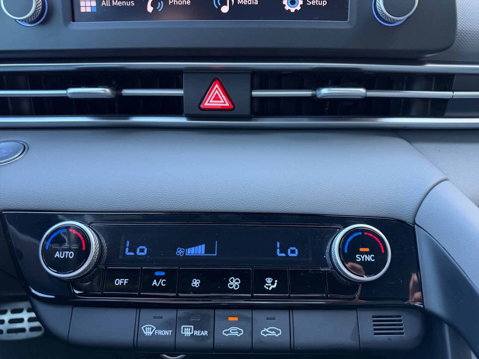 Certified 2025 Hyundai Elantra Sport FWD image 11
