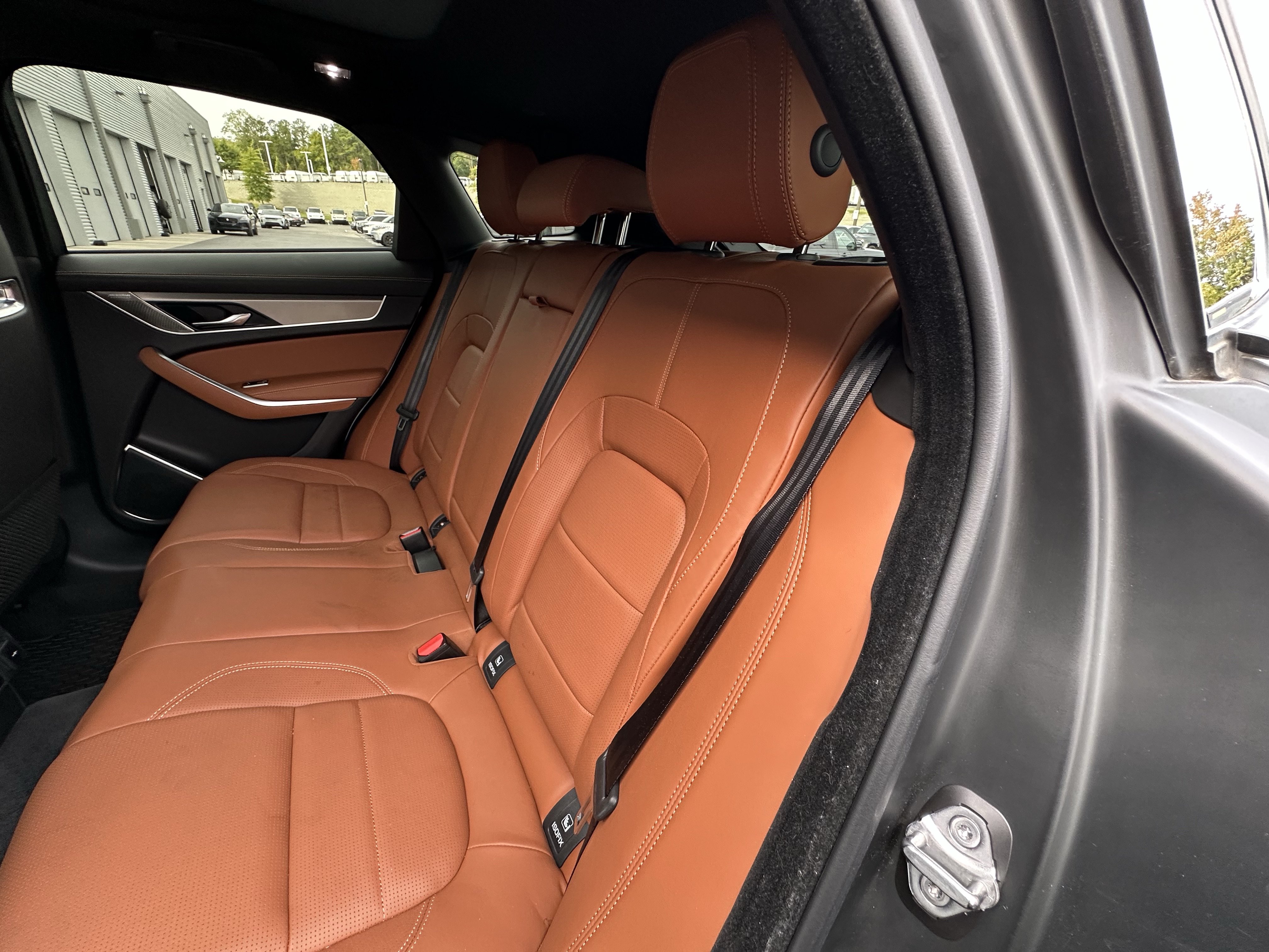Certified 2026 Jaguar F-PACE R-Dynamic S AWD/4WD image 33