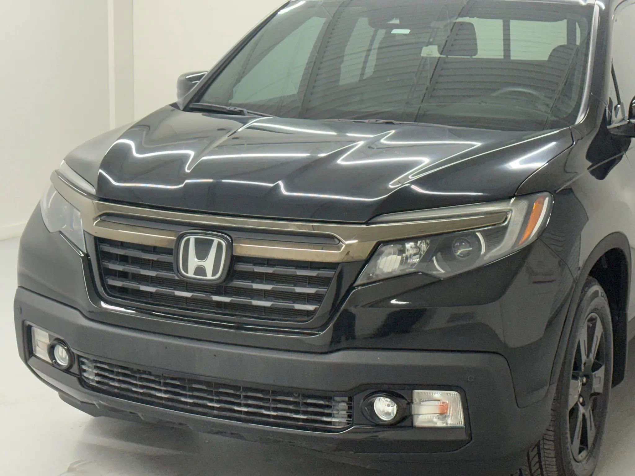 Used 2017 Honda Ridgeline Black Edition image 9