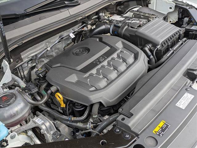 Used 2024 Volkswagen Tiguan SEL R-Line AWD/4WD image 24