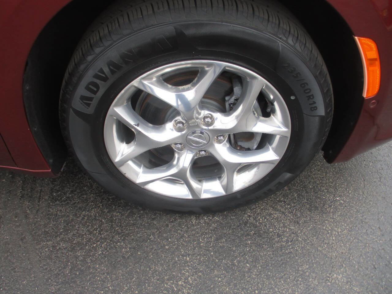 Used 2019 Chrysler Pacifica Limited FWD image 35