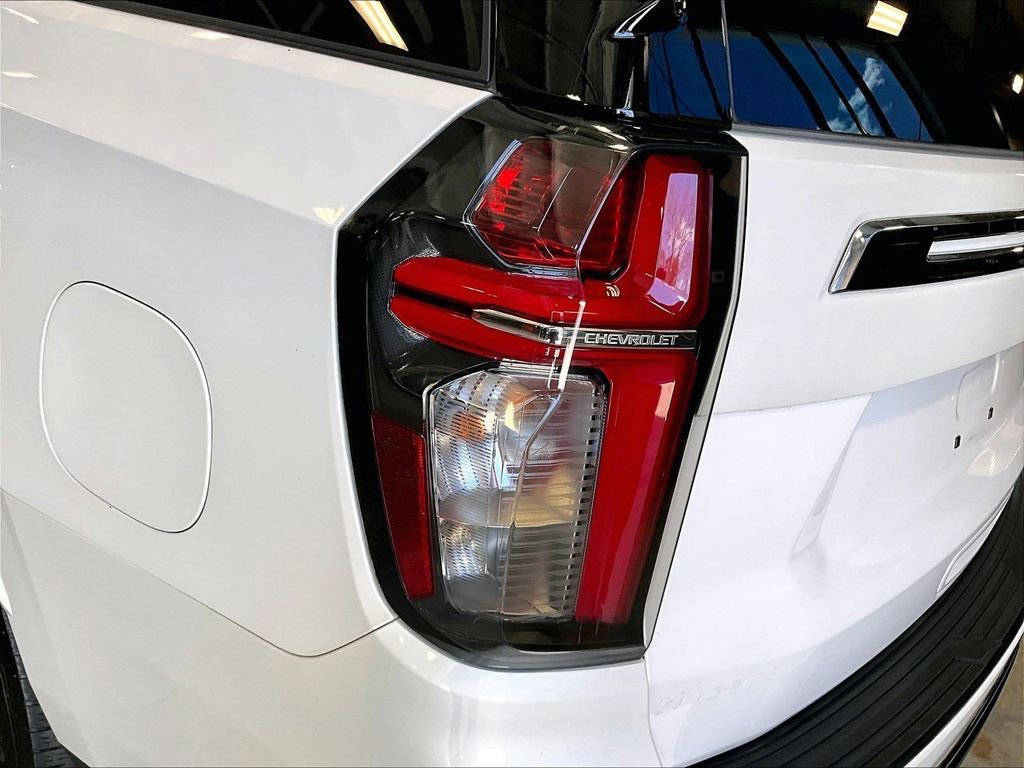 Used 2023 Chevrolet Tahoe Premier w/ Advanced Technology Package AWD/4WD image 35
