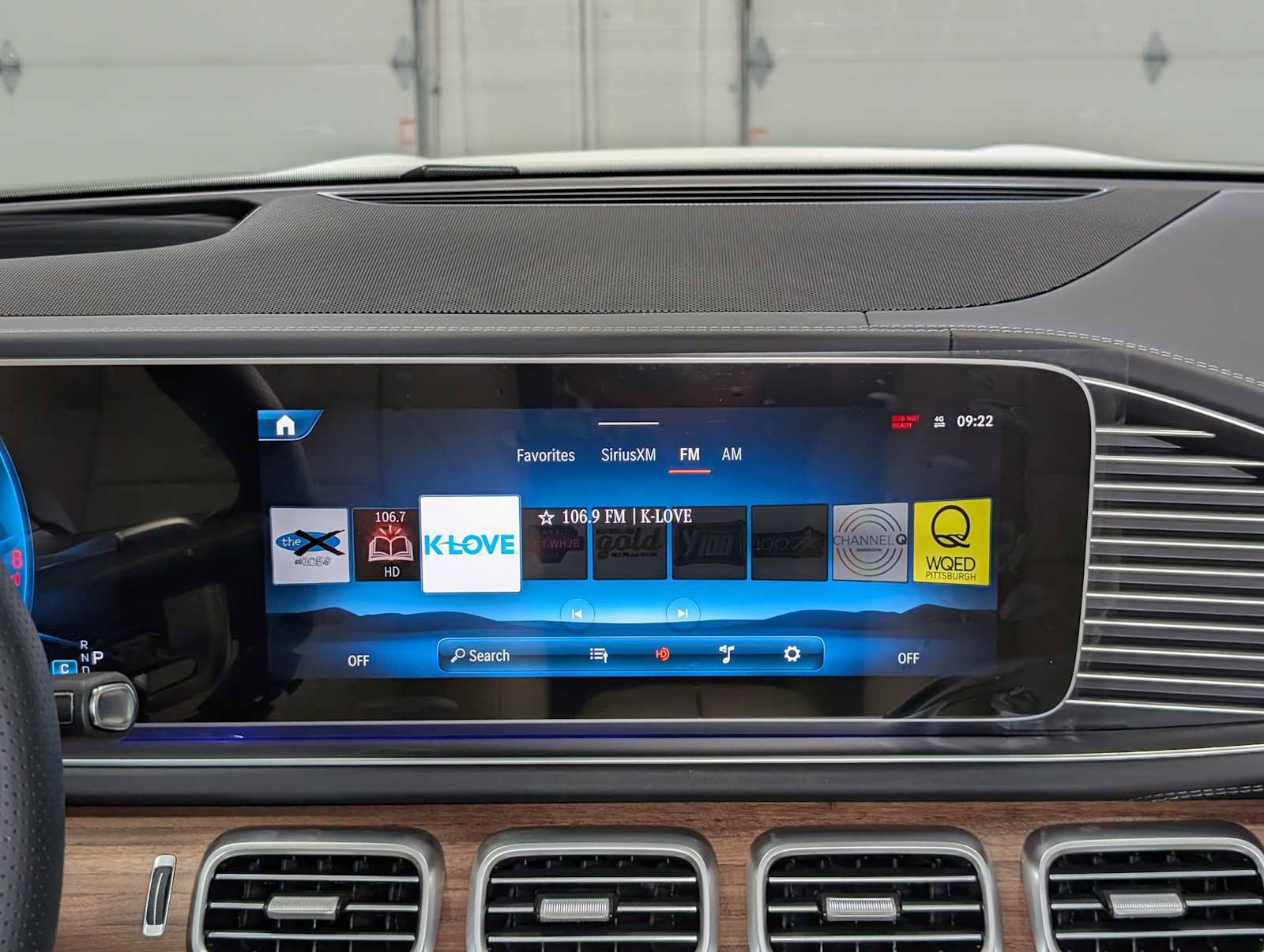 New 2026 Mercedes-Benz GLE 53 AMG 4MATIC image 17