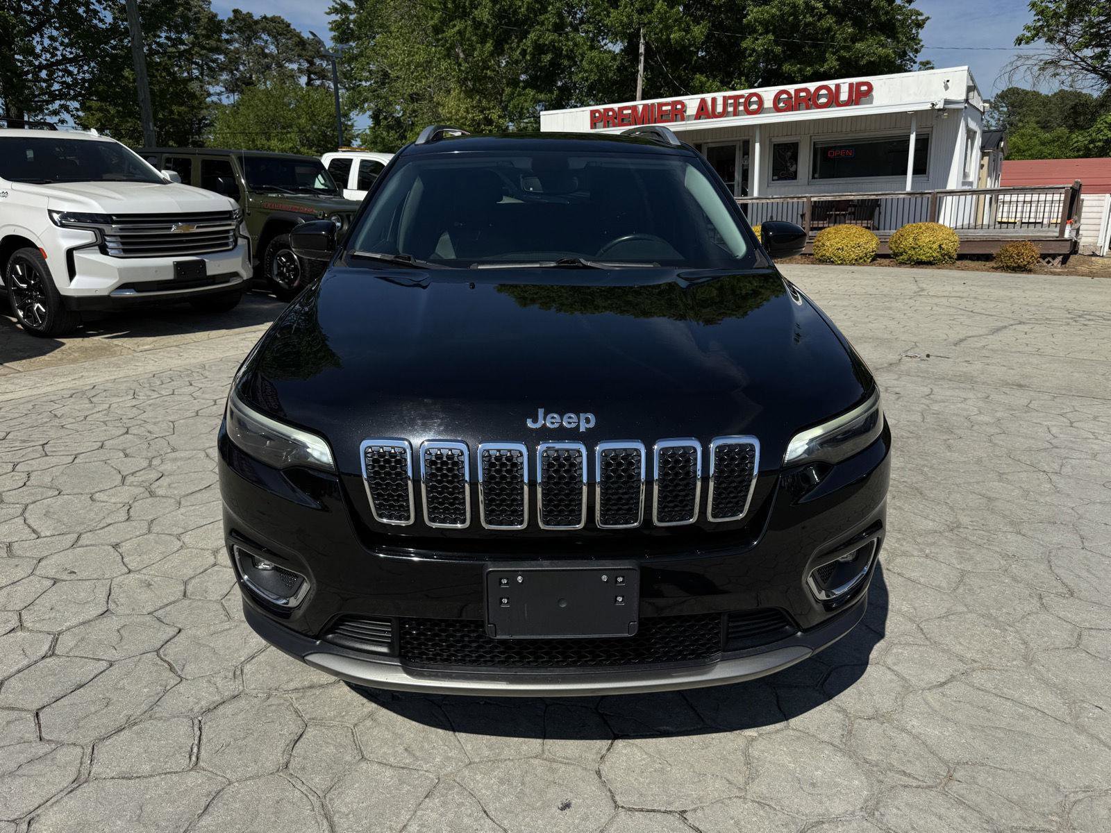 Used 2019 Jeep Cherokee Limited image 19