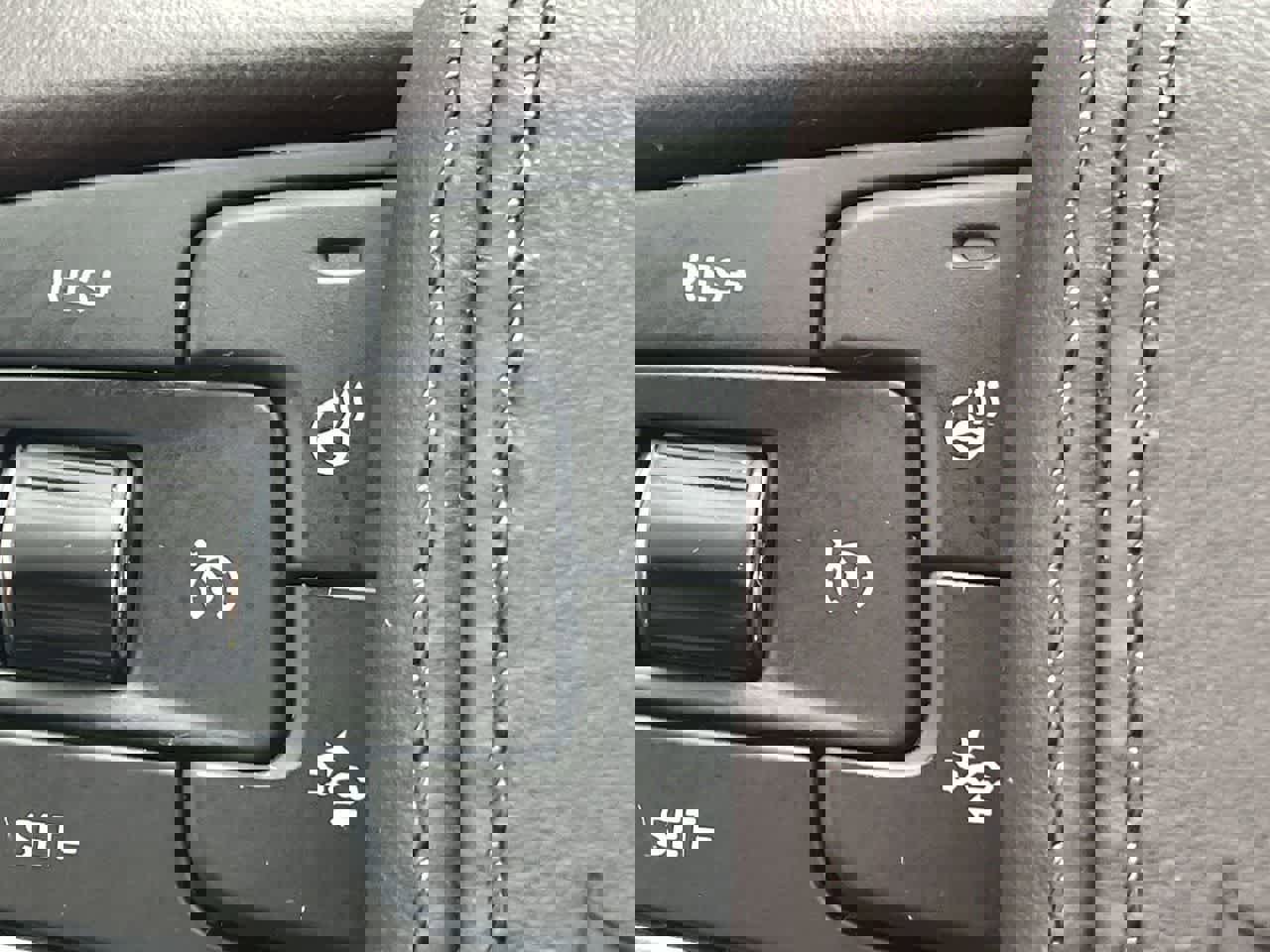 Certified 2024 Cadillac Escalade ESV V w/ LPO, ONYX Package image 26