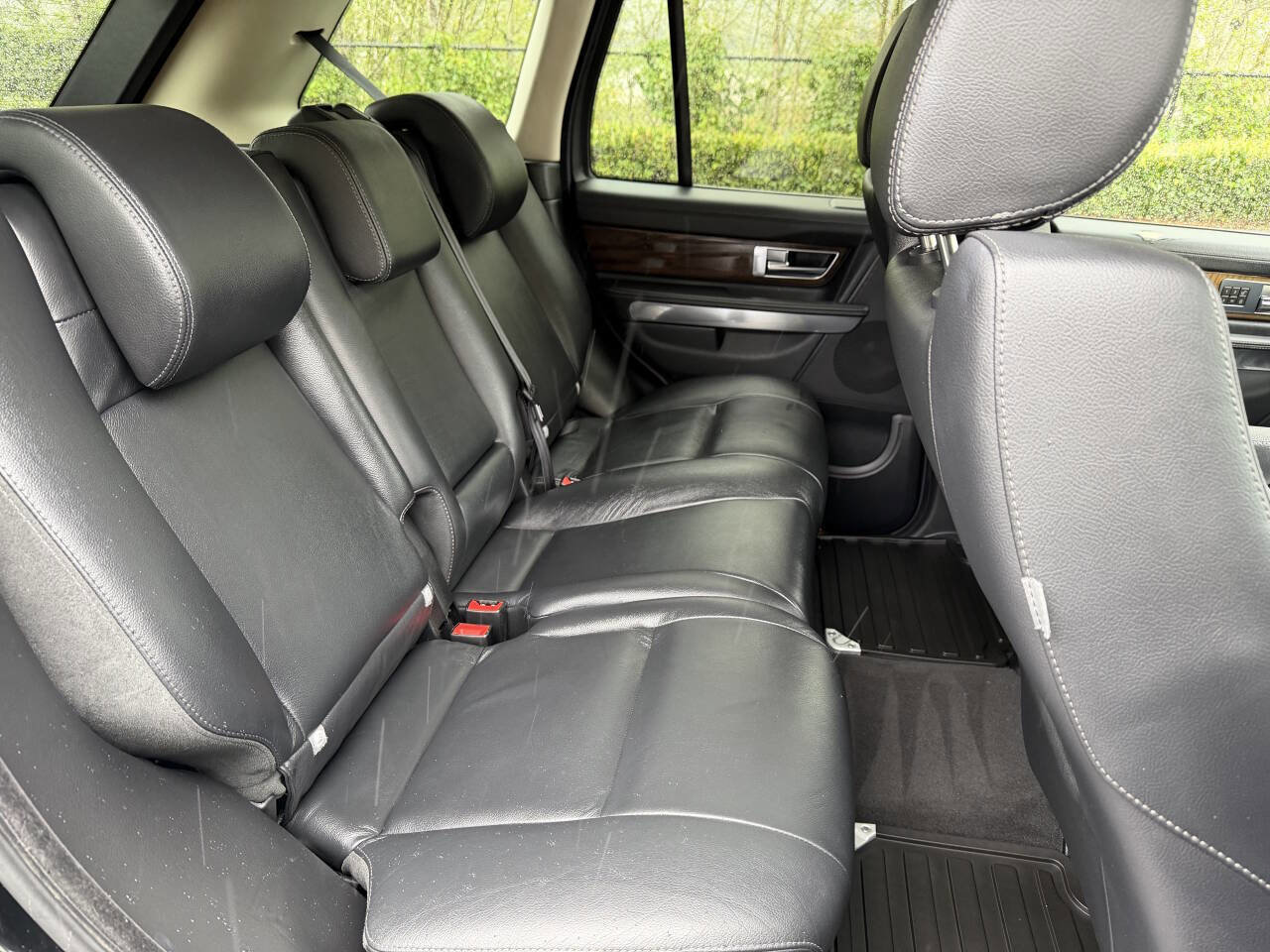 Used 2012 Land Rover Range Rover Sport HSE AWD/4WD image 30
