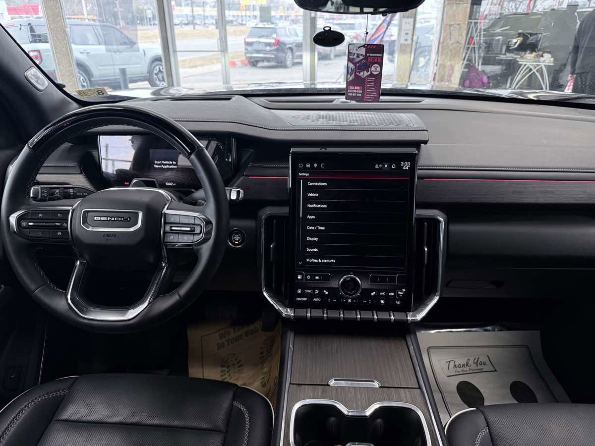 Used 2024 GMC Acadia Denali w/ Super Cruise Package FWD image 43