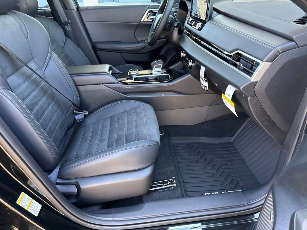 New 2026 Mitsubishi Outlander LE FWD image 25