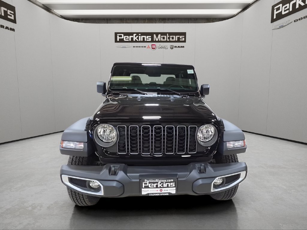 New 2026 Jeep Gladiator Sport AWD/4WD image 2