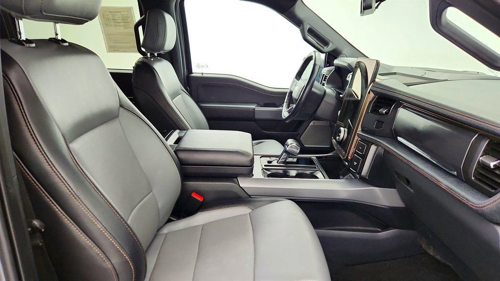 Used 2023 Ford F150 Lightning Lariat image 21