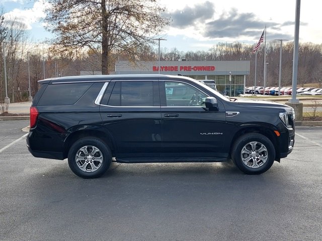 Used 2023 GMC Yukon SLE image 30