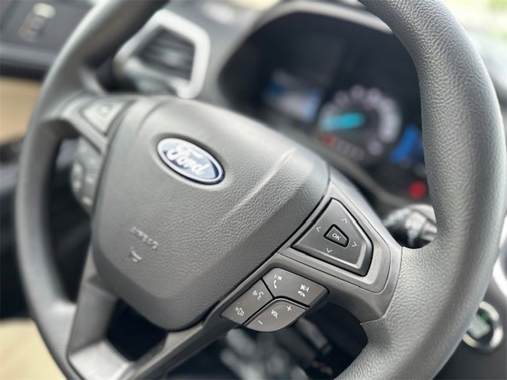 New 2024 Ford Edge SE image 13