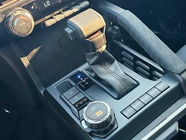 Used 2024 Toyota Tacoma TRD Sport AWD/4WD image 37