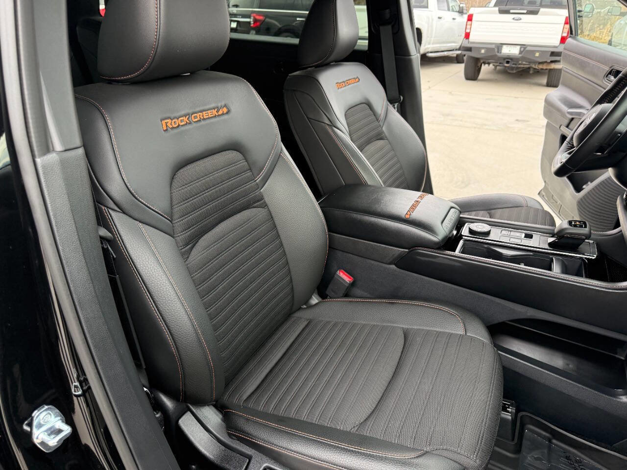 Used 2025 Nissan Pathfinder Rock Creek image 28