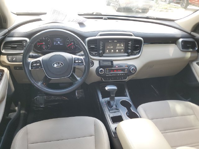 Used 2020 Kia Sorento S FWD image 17