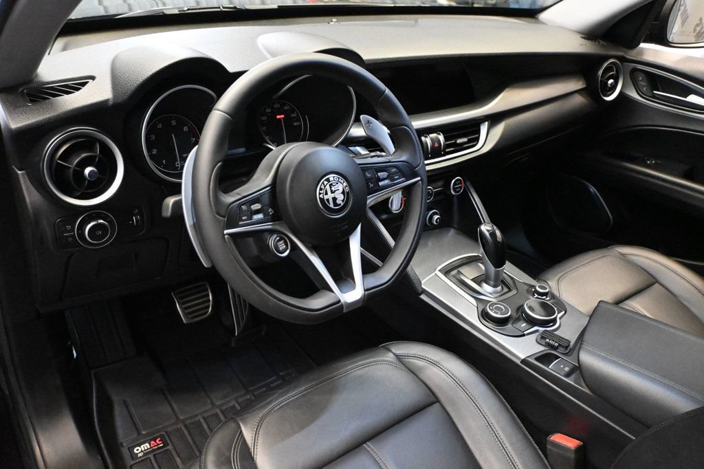 Used 2019 Alfa Romeo Stelvio Sport w/ Quick Order Package 22K Sport RWD image 6