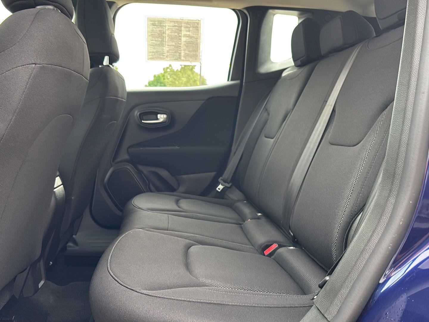 Used 2019 Jeep Renegade Sport FWD image 25
