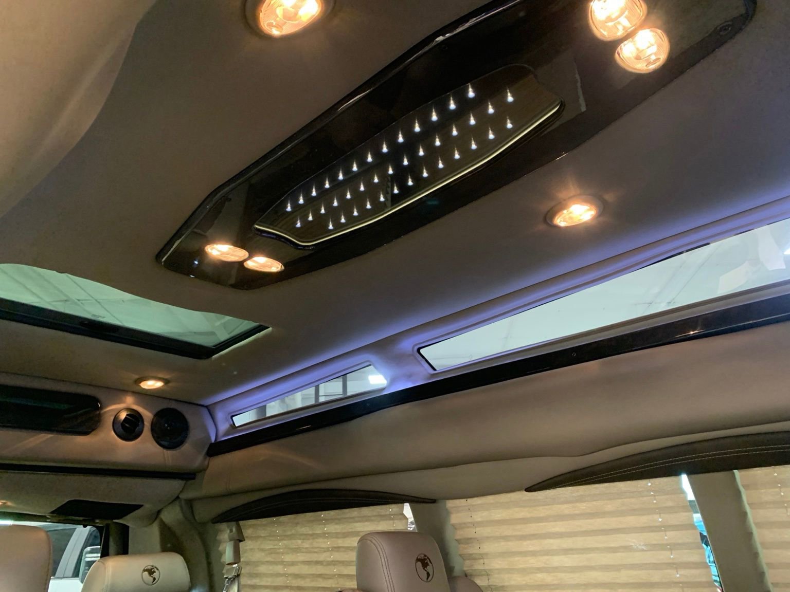 Used 2021 Chevrolet Express 2500 LS w/ Enhanced Convenience Package image 46