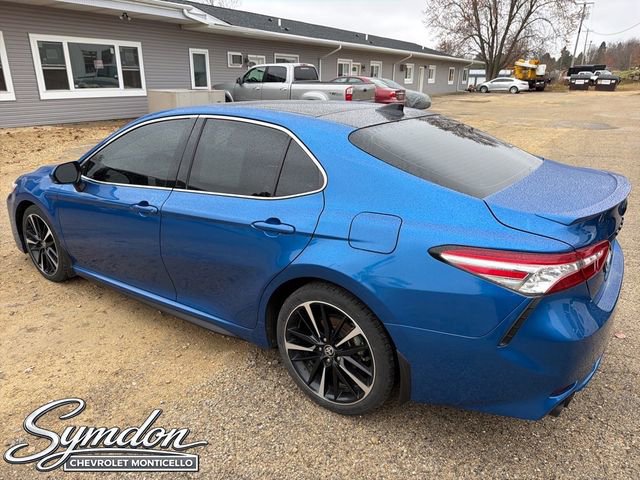 Used 2020 Toyota Camry XSE image 5