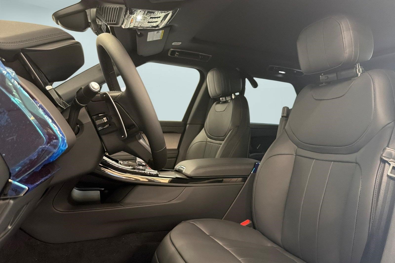 New 2027 Land Rover Range Rover Sport SE AWD/4WD image 5