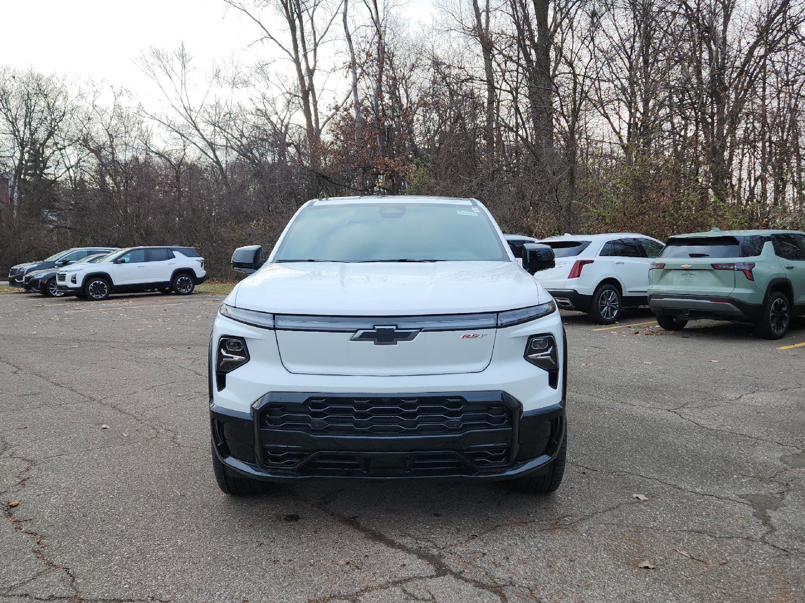 New 2025 Chevrolet Silverado EV RST AWD/4WD image 3