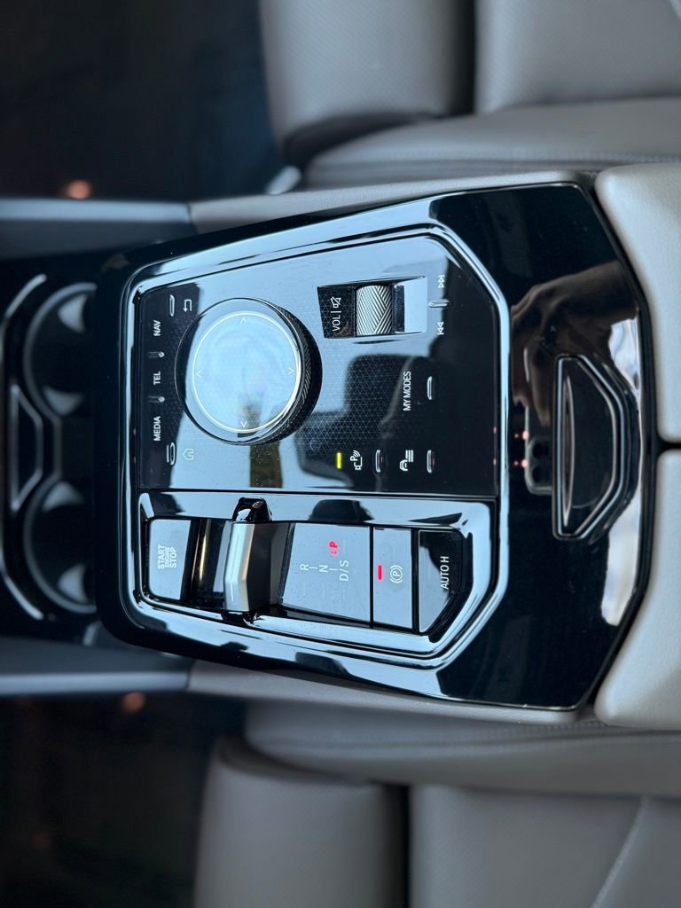 Used 2025 BMW 530i image 17