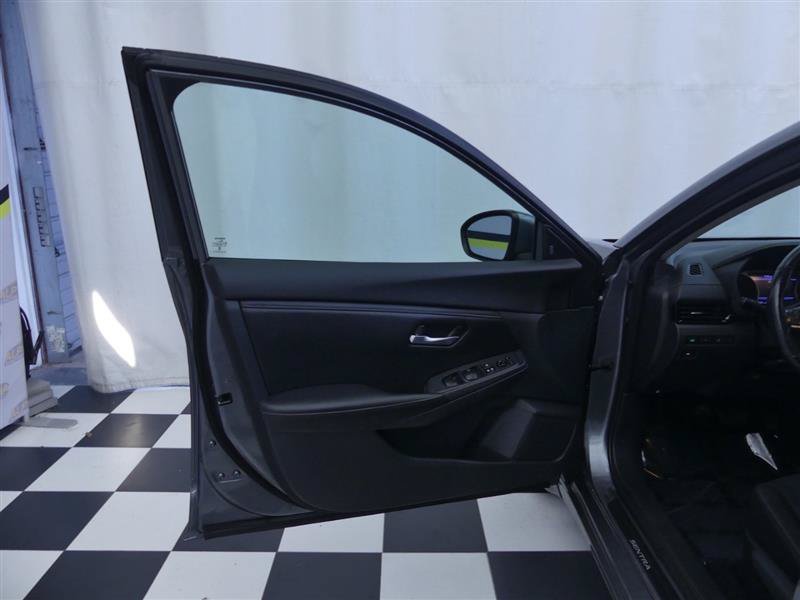 Used 2022 Nissan Sentra SV w/ All-Weather Package FWD image 21