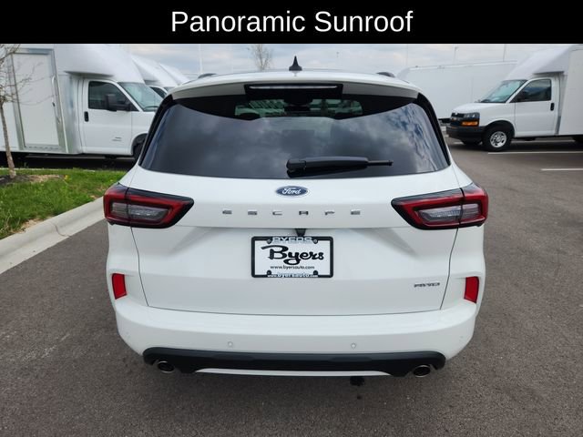 Used 2025 Ford Escape ST-Line Elite w/ Premium Technology Package image 8