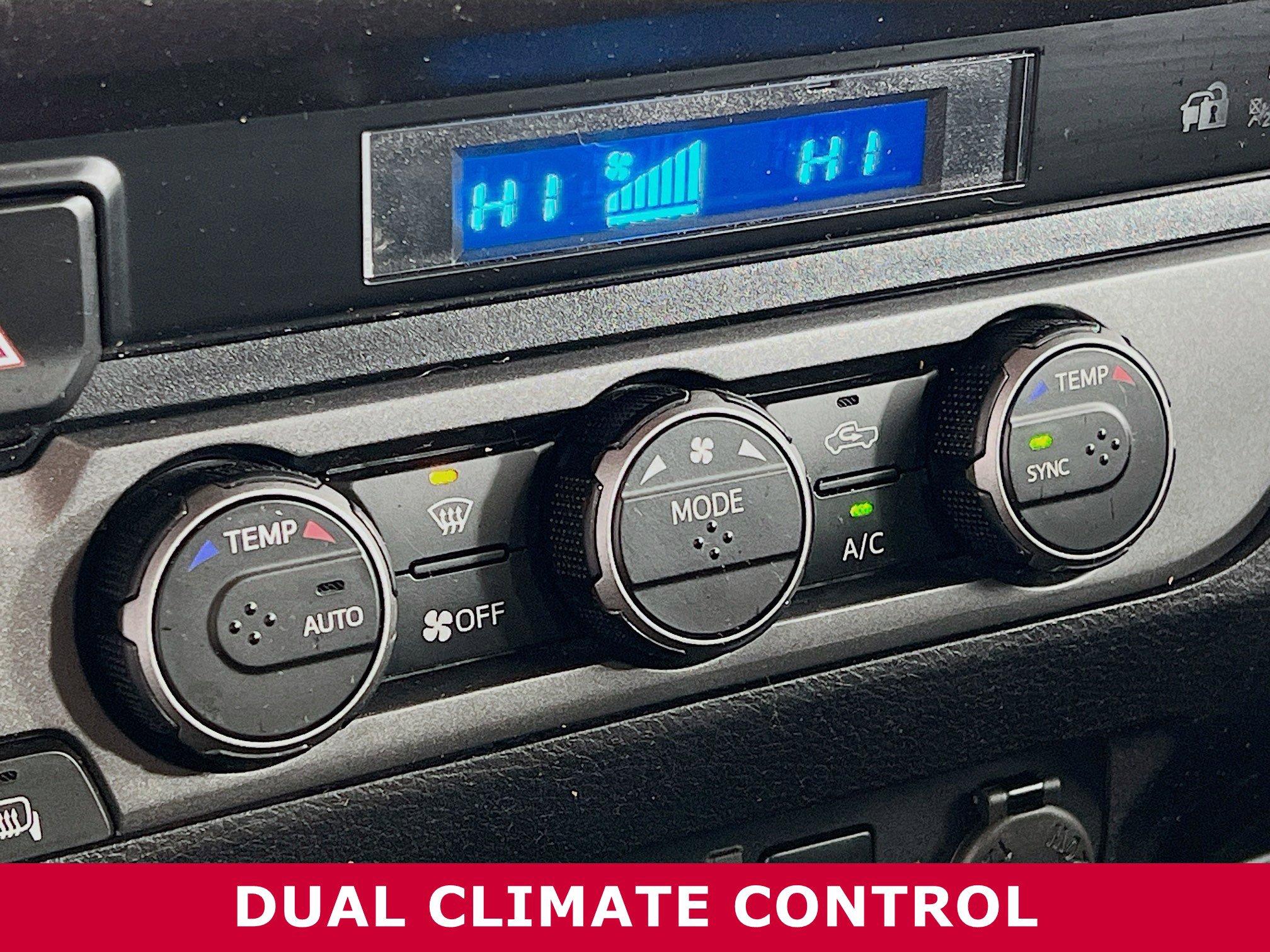 Used 2023 Toyota Tacoma TRD Sport image 10