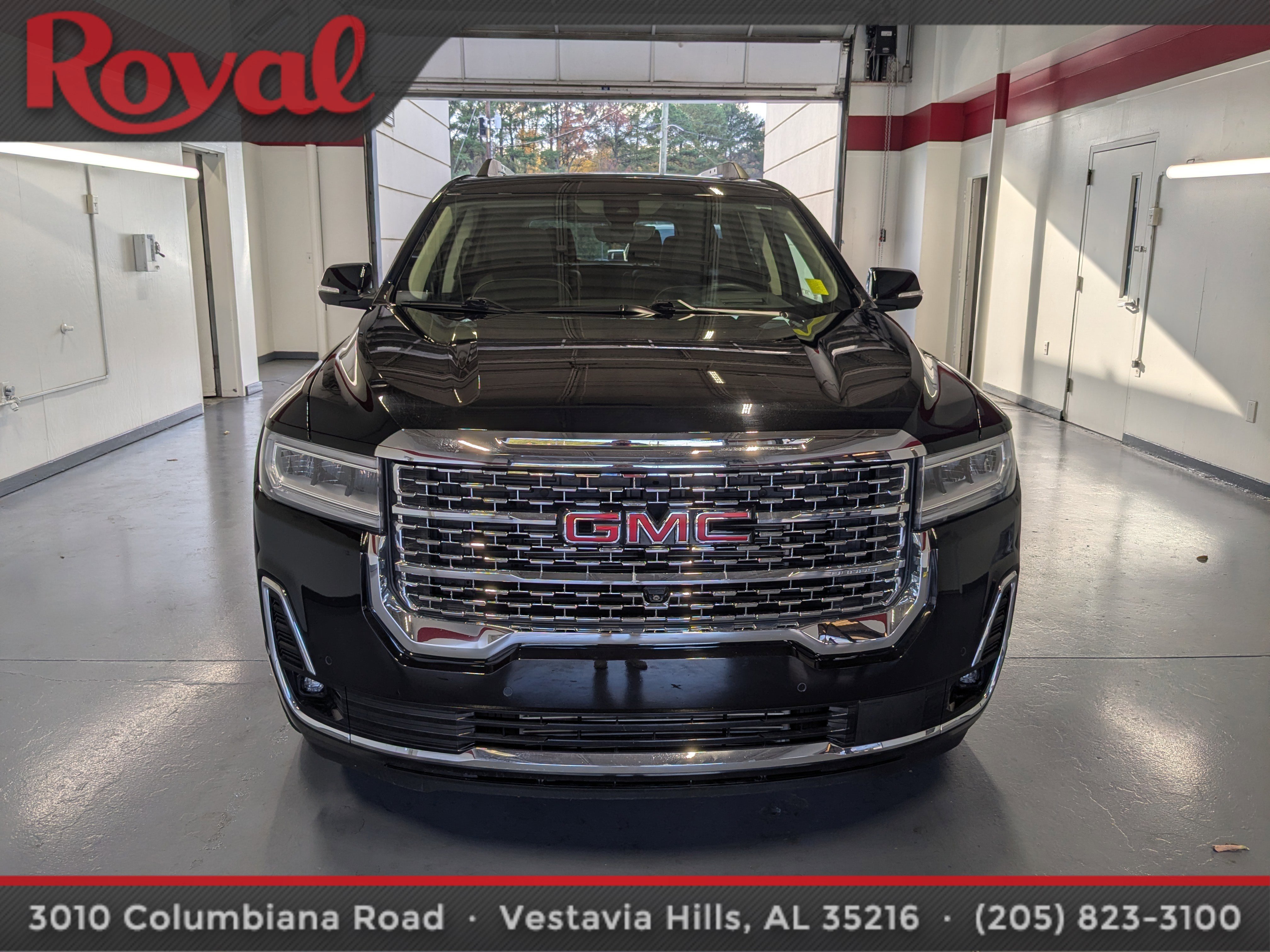 Used 2023 GMC Acadia Denali w/ Denali Ultimate Package image 6