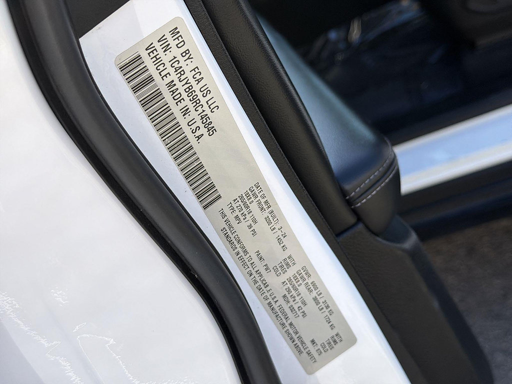 Used 2024 Jeep Grand Cherokee Limited 4xe AWD/4WD image 35