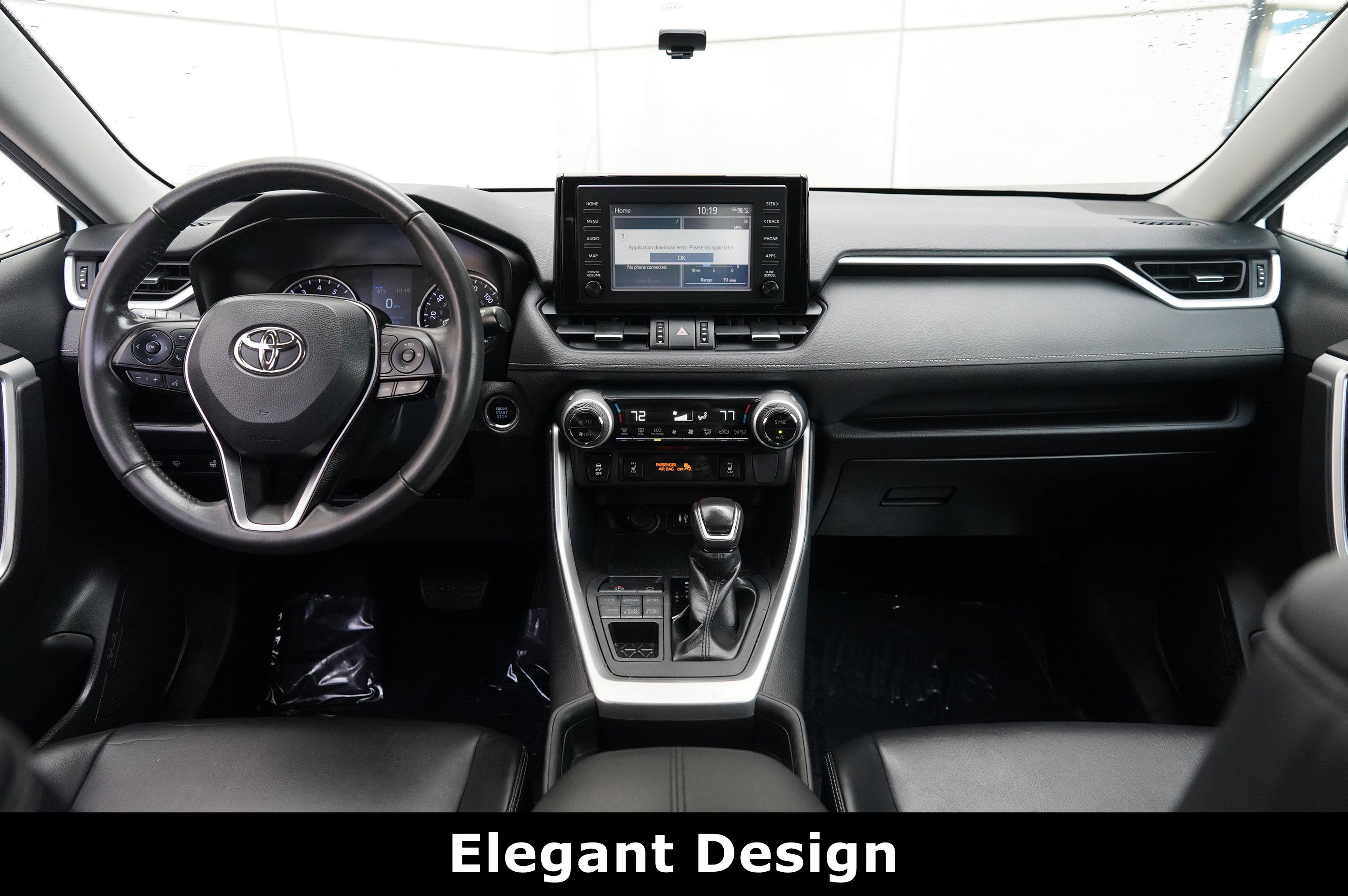 Used 2019 Toyota RAV4 XLE Premium image 14