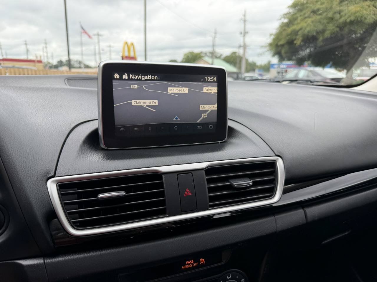 Used 2016 MAZDA MAZDA3 i Touring FWD image 18