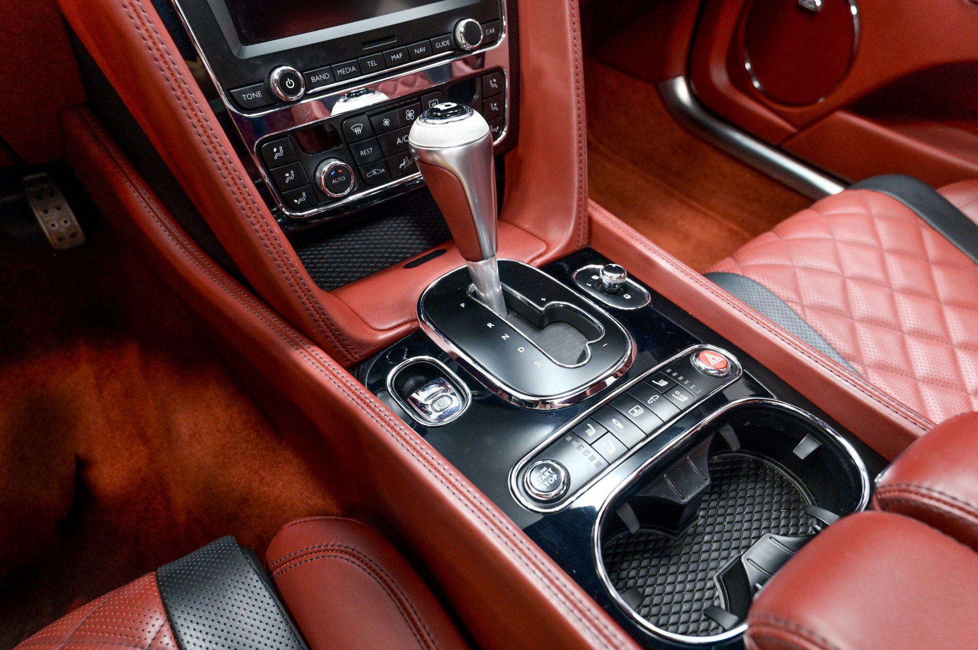 Used 2017 Bentley Flying Spur S W12 AWD/4WD image 87