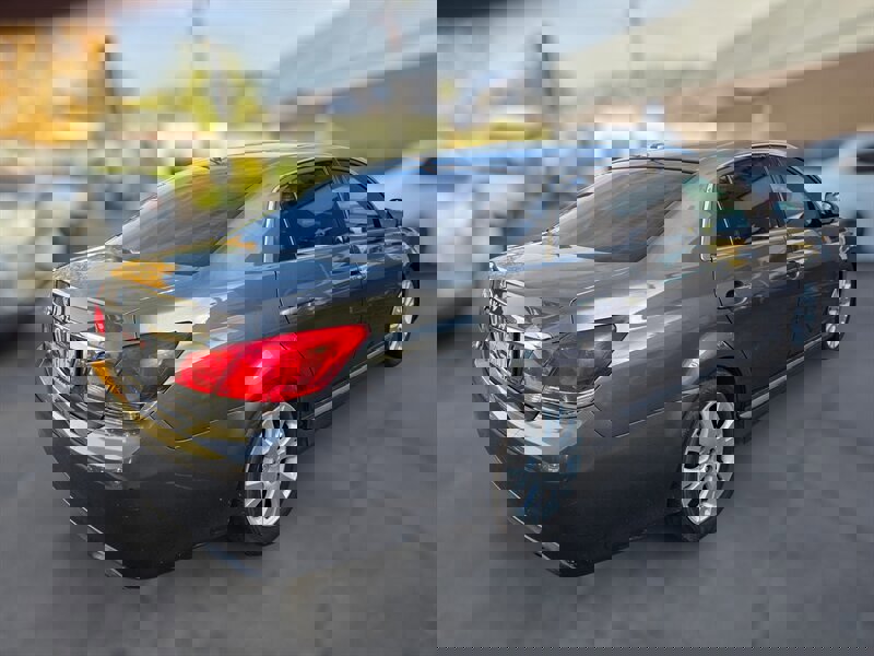 Used 2012 Toyota Avalon image 5