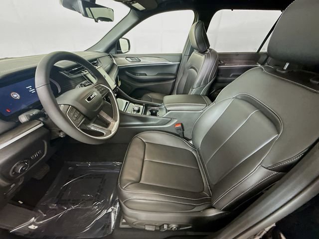 New 2025 Jeep Grand Cherokee L Limited image 21
