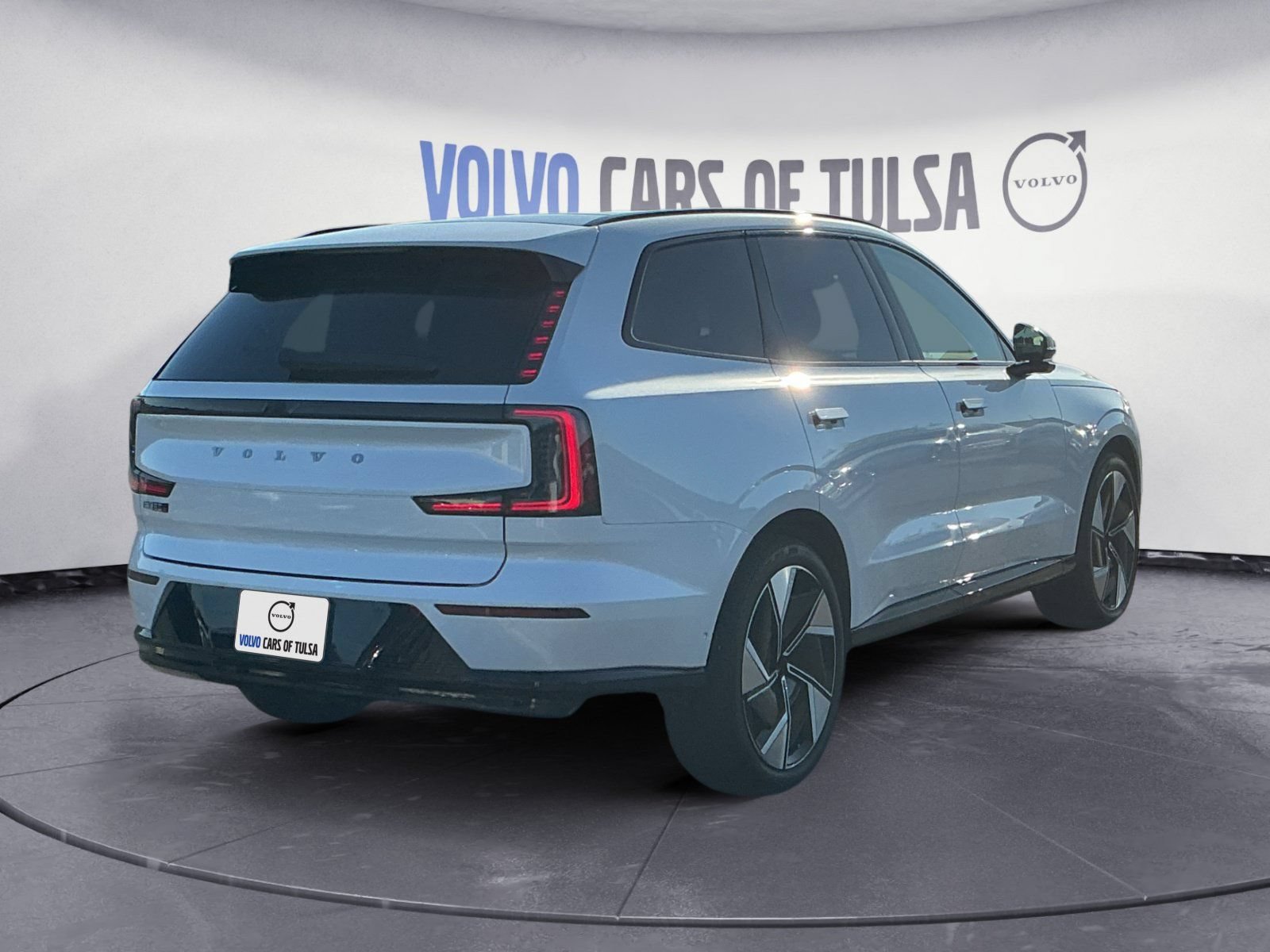 New 2025 Volvo EX90 Ultra w/ Protection Package Premier AWD/4WD image 5