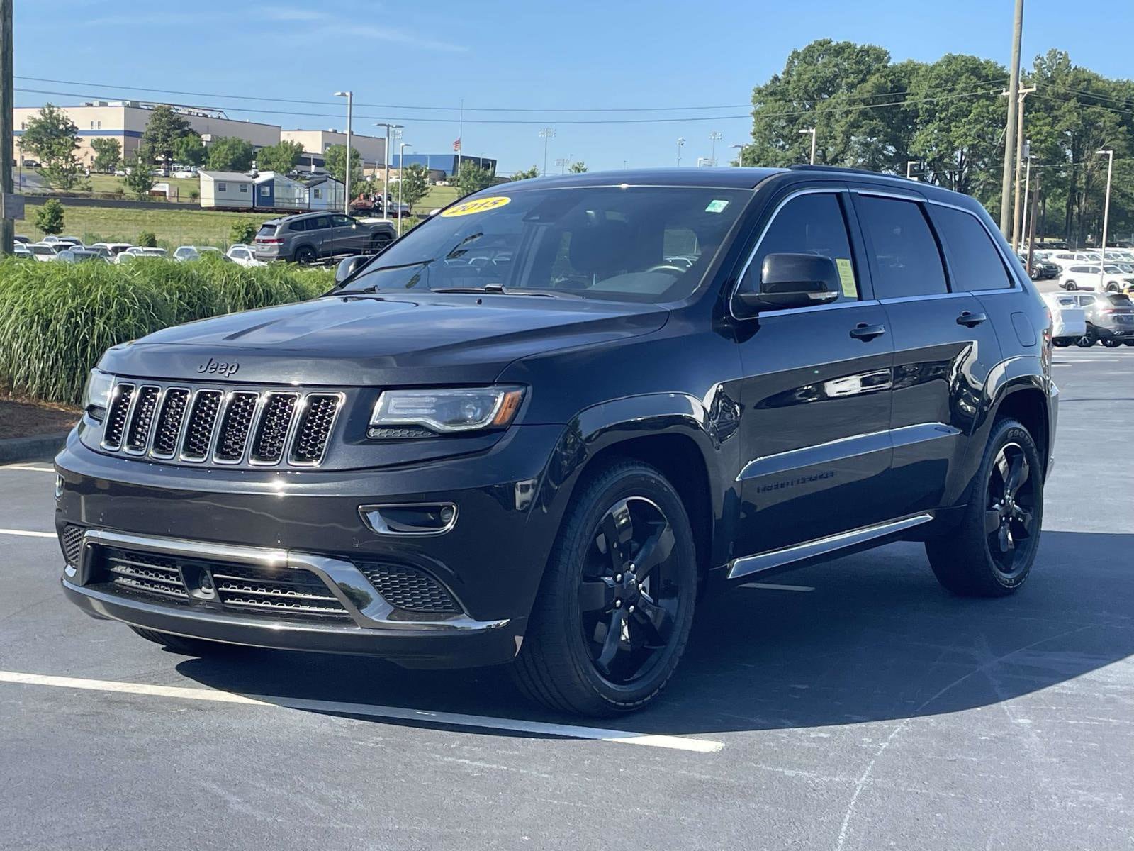 Used 2015 Jeep Grand Cherokee High Altitude RWD image 3