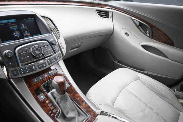 Used 2013 Buick LaCrosse Leather FWD image 27