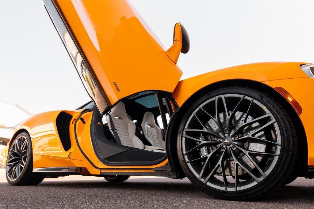 Used 2025 McLaren GTS RWD image 19