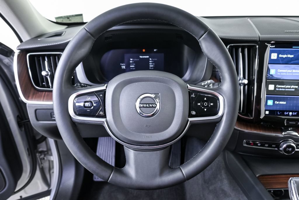 Certified 2023 Volvo XC60 B5 Ultimate image 11