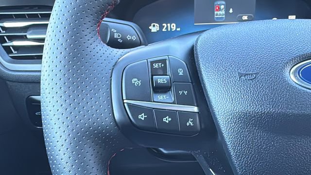 Certified 2024 Ford Escape ST-Line Elite w/ Premium Technology Package image 18