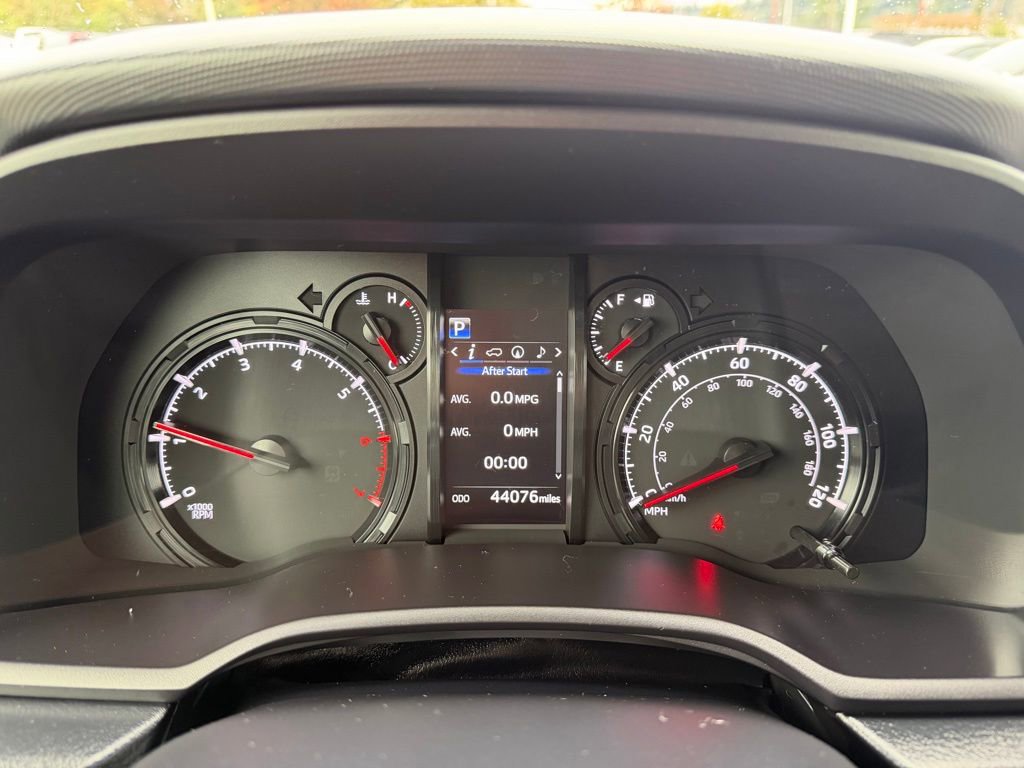 Used 2021 Toyota 4Runner SR5 Premium w/ Moonroof Package image 20