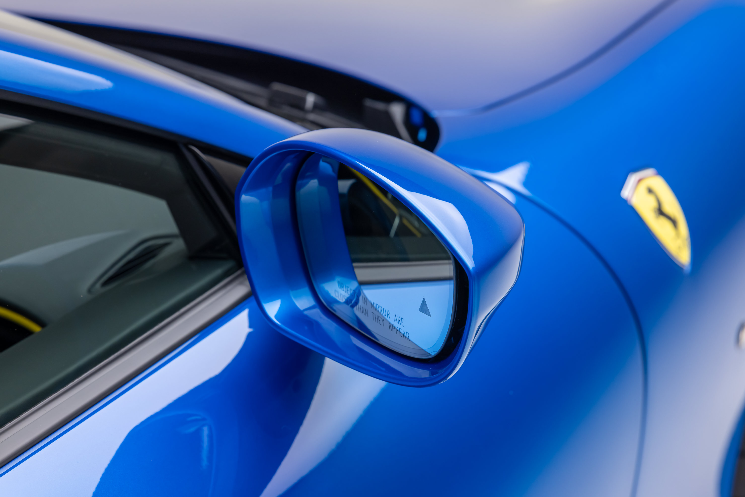 Used 2026 Ferrari Roma Spider RWD image 33