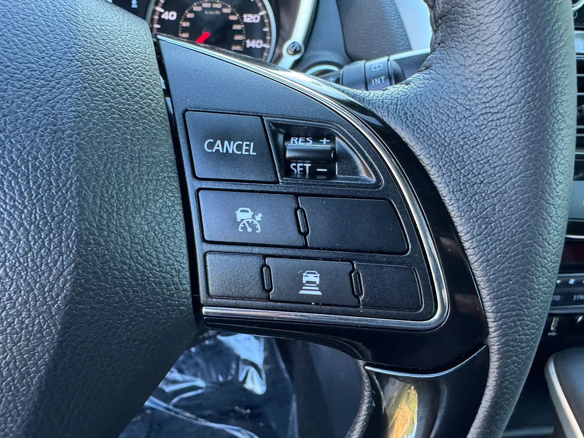 Used 2025 Mitsubishi Eclipse Cross SE AWD/4WD image 16